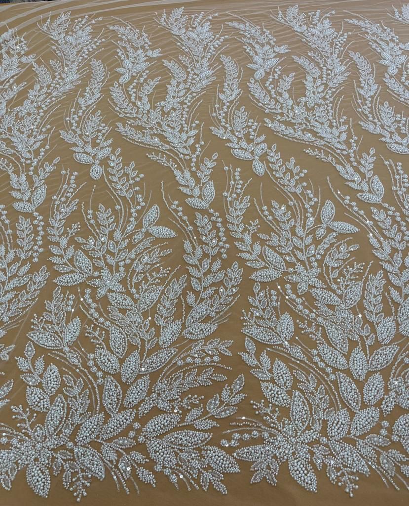 Renda Bordada Madri Com Folhagens off - Image 2